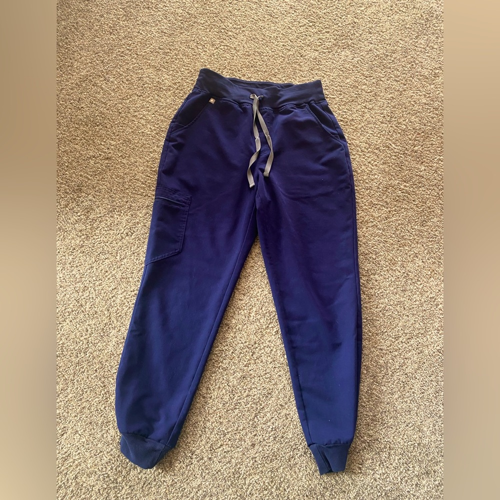 Fig navy scrub joggers